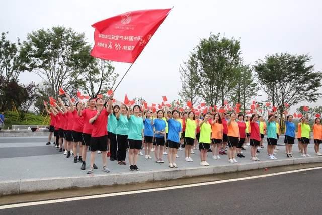 欢迎你加入帮帮团呀！和帮帮鸭一起开启助人助人之旅！